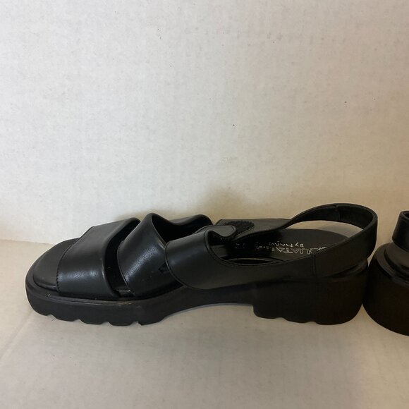 Aquatalia Sandals 7.5 Black Strappy Wedge Block Heel - Picture 8 of 10